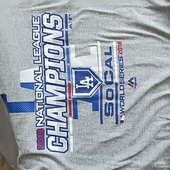 Men's XXL Dodger 2018 World series T-shirt - Picture 3 of 3